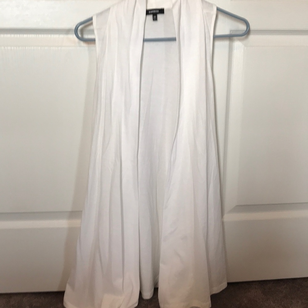 Express sleeveless Vest